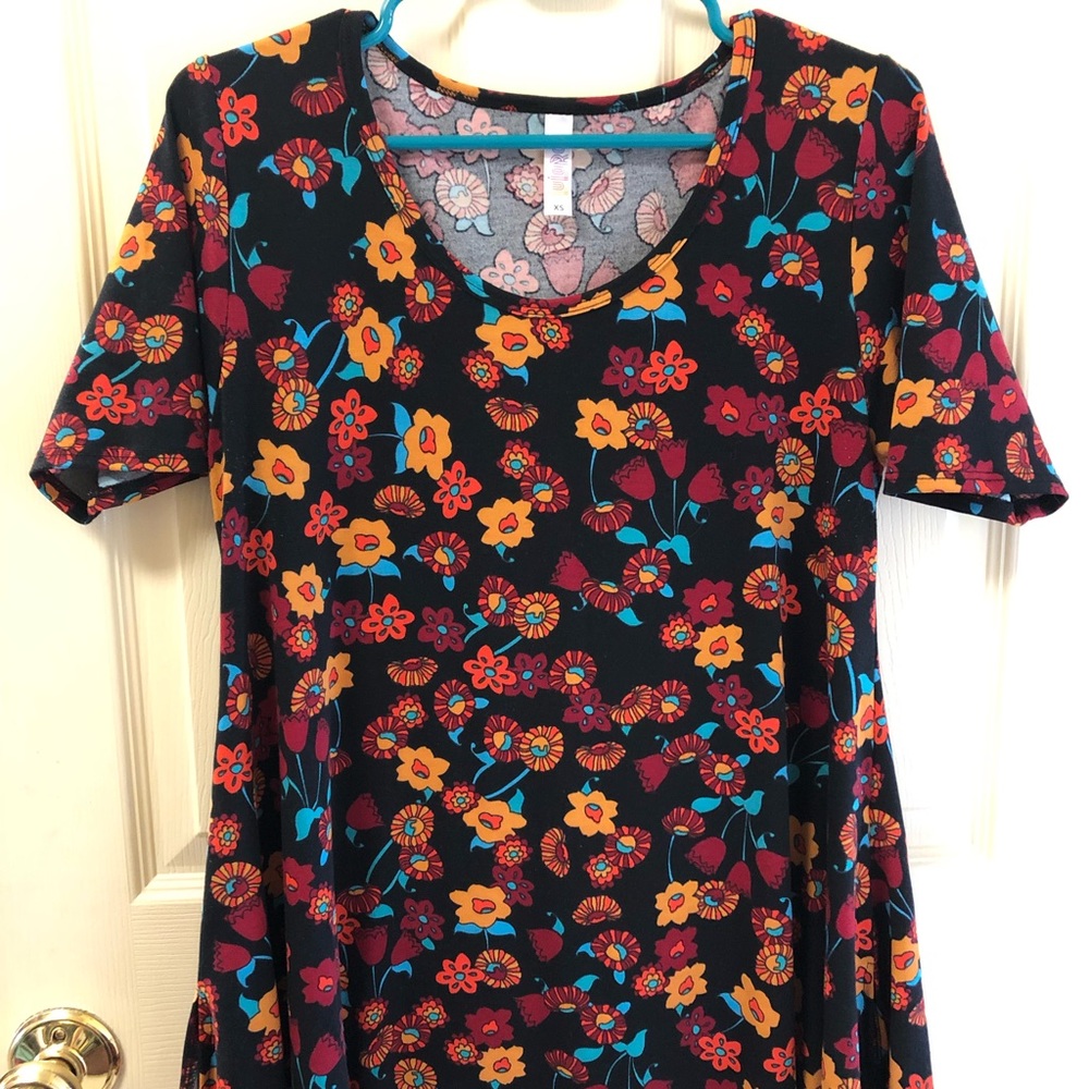LuLaRoe Perfect T